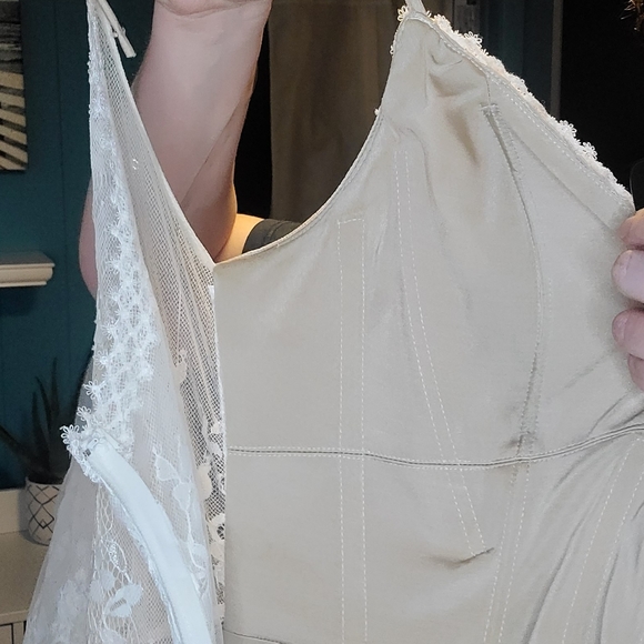 BHLDN Cascading Wedding Dress size 12 - Picture 10 of 14